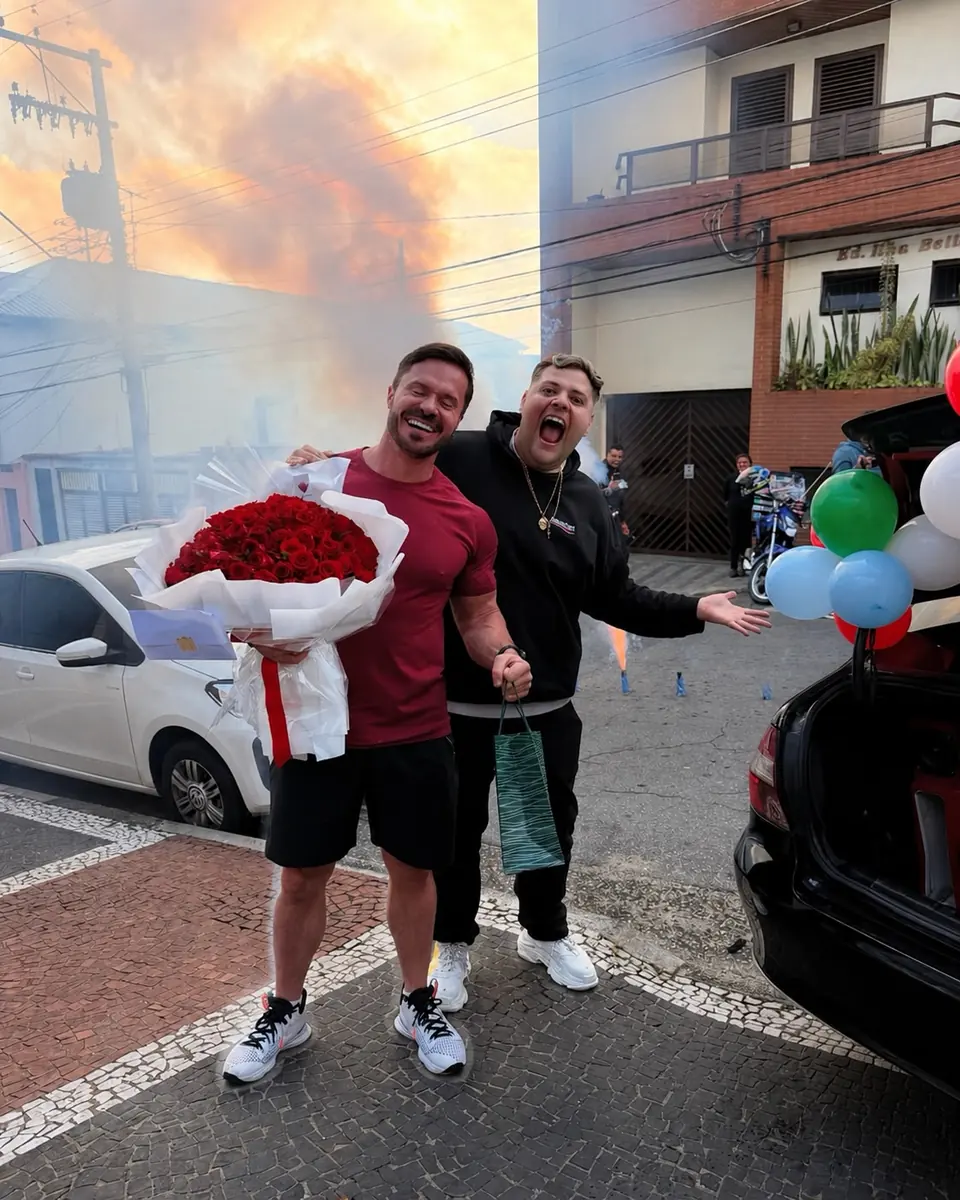 Entrega de flores Akio em Ferraz de Vasconcelos — cliente 3