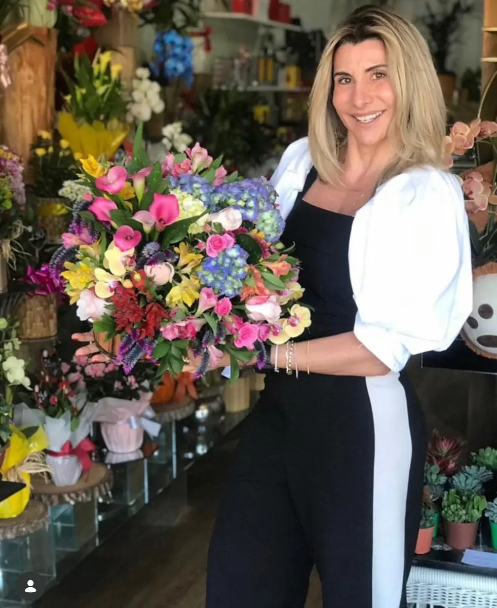 Entrega de flores Akio em Ferraz de Vasconcelos — cliente 7
